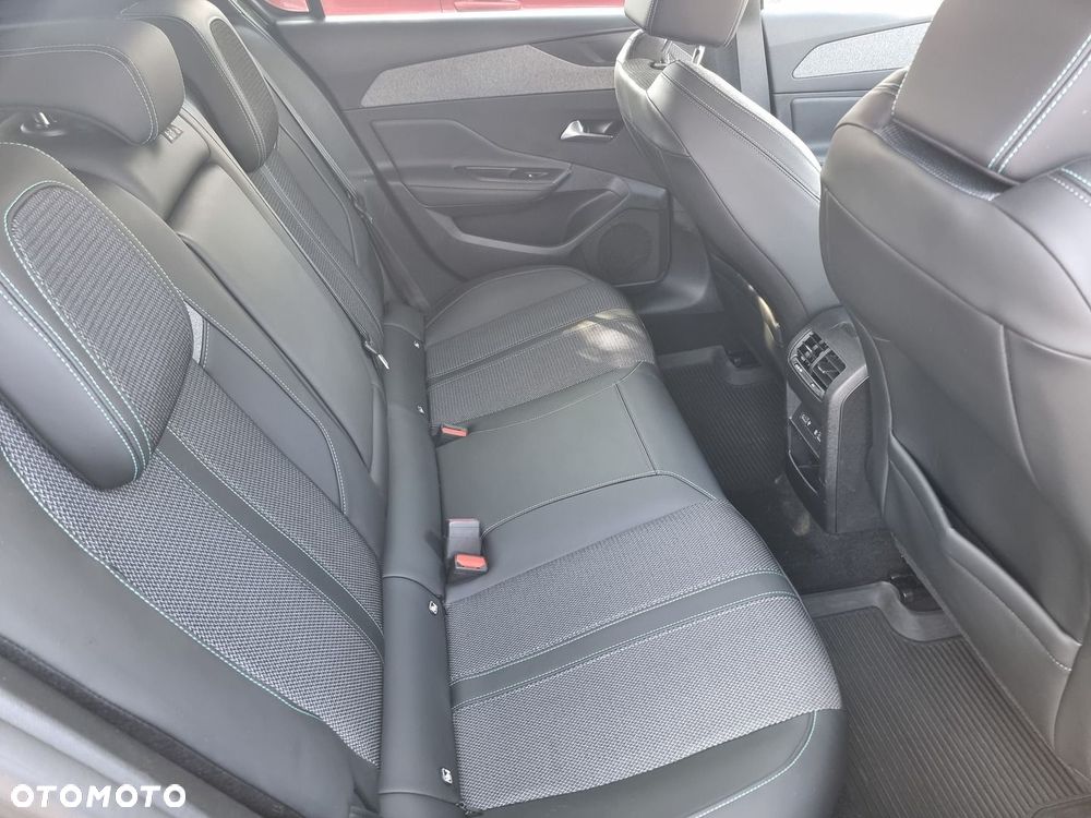 Peugeot 308 1.2 PureTech Allure Pack S&S - 23