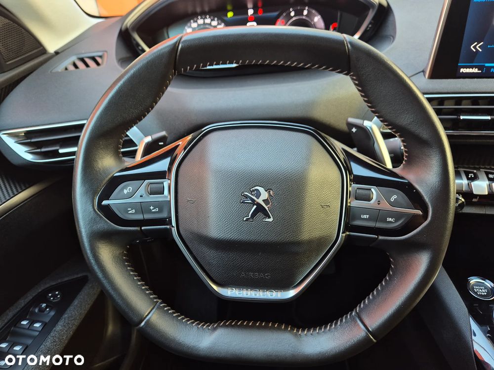 Peugeot 5008 1.5 BlueHDi Active S&S EAT8 - 28