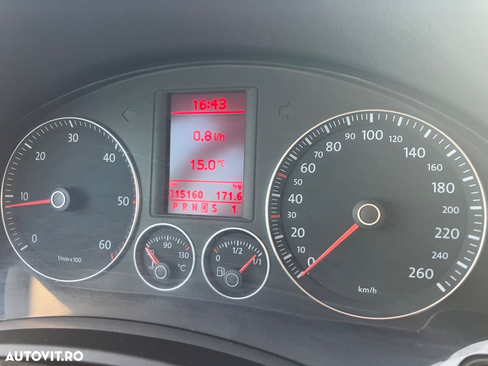 Volkswagen Jetta 1.9 TDI Comfortline DSG - 6
