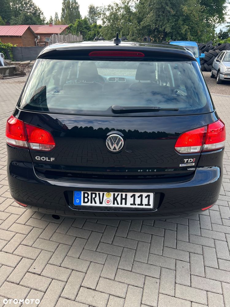 Volkswagen Golf 1.6 TDI DPF BlueMotion - 24