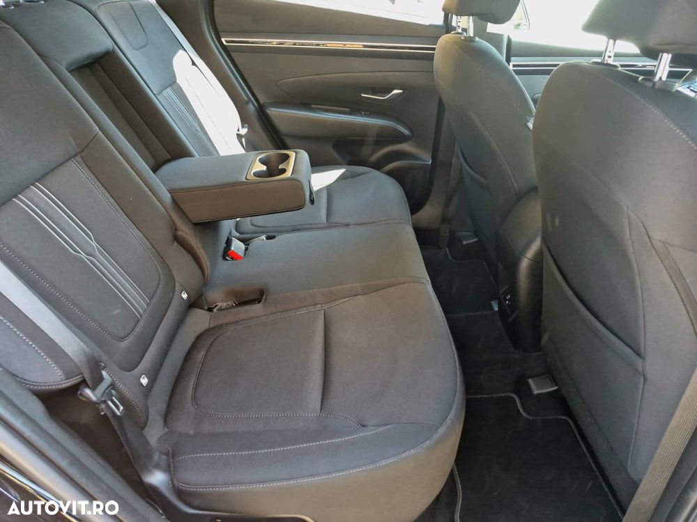 Hyundai Tucson 1.6 T-GDi HEV 2WD Advantage - 11