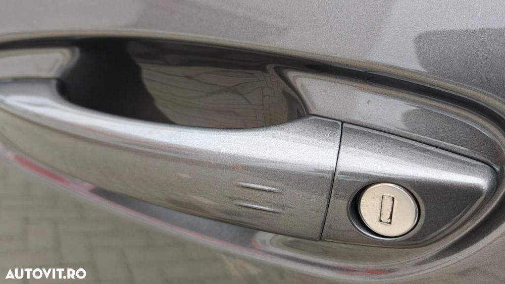Citroën C4 Grand Picasso - 36