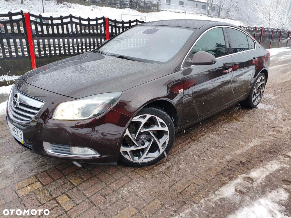 Opel Insignia 2.0 T Cosmo 4x4 - 1
