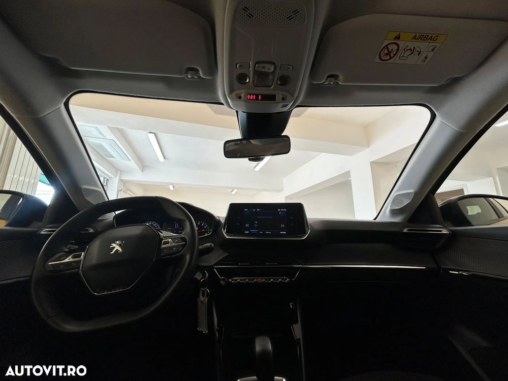 Peugeot 208 1.2 L PureTech STT Active - 15