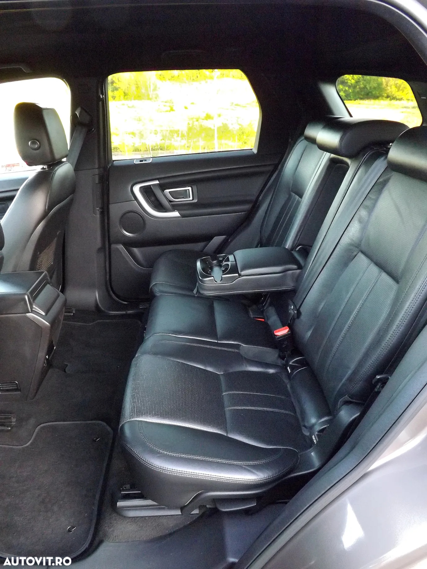 Land Rover Discovery Sport 2.0 l TD4 HSE Luxury Aut. - 15