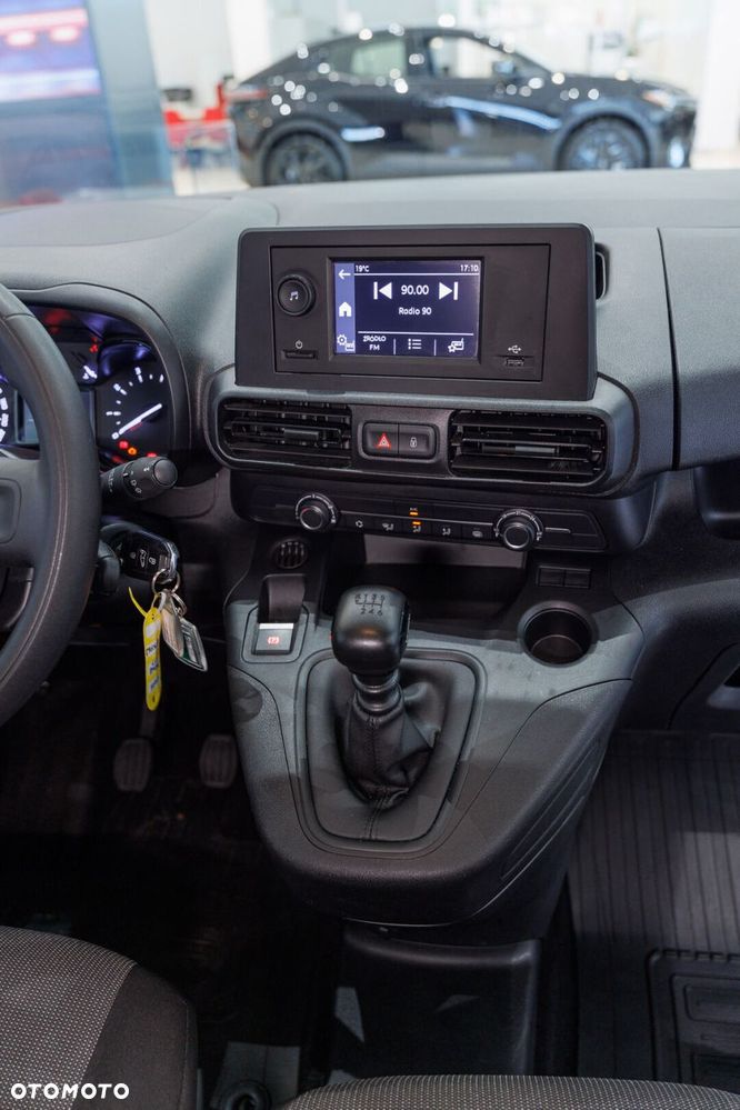 Toyota PROACE CITY - 29