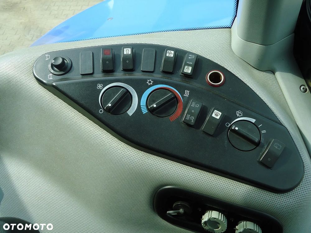 New Holland T8.390 - 14
