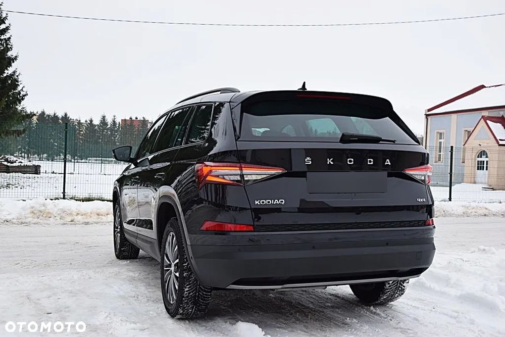 Skoda Kodiaq 2.0 TDI 4x4 DSG Sportline - 3