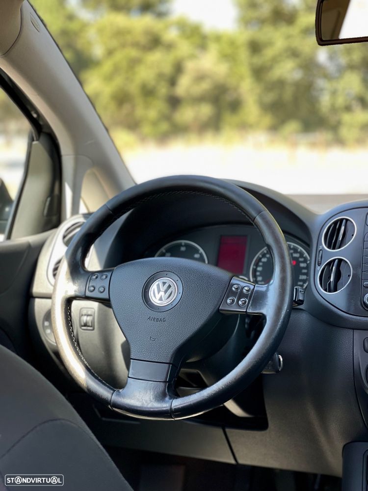 VW Golf Plus 2.0 TDi Confortline - 13