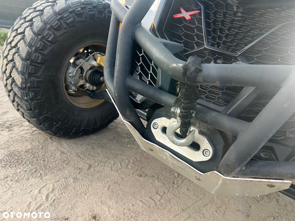 Can-Am Maverick - 3