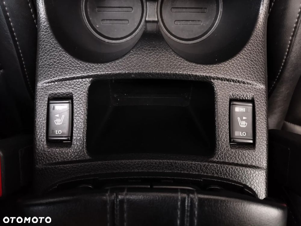 Nissan Qashqai 1.3 DIG-T Tekna+ - 19