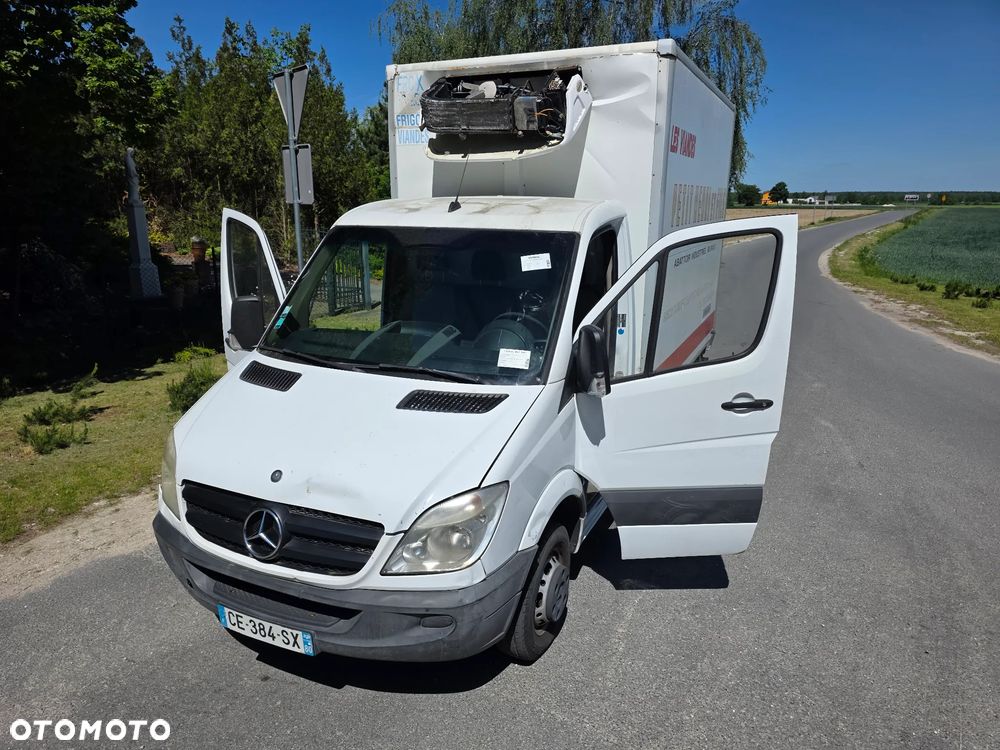 Mercedes-Benz Sprinter - 17