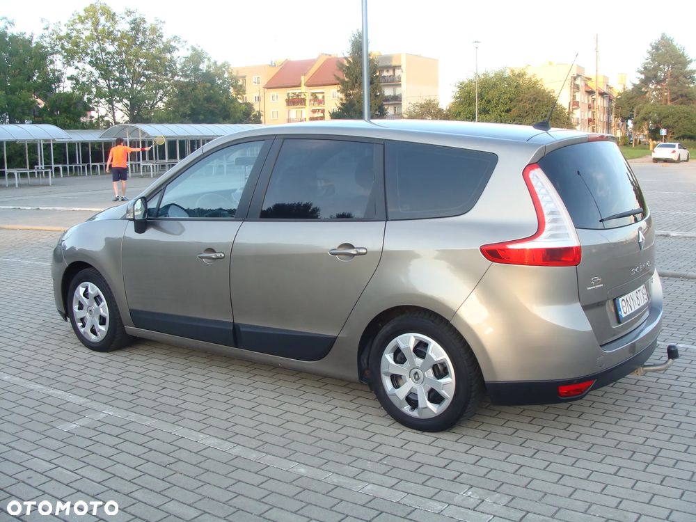 Renault Scenic 1.9 dCi Expression - 25