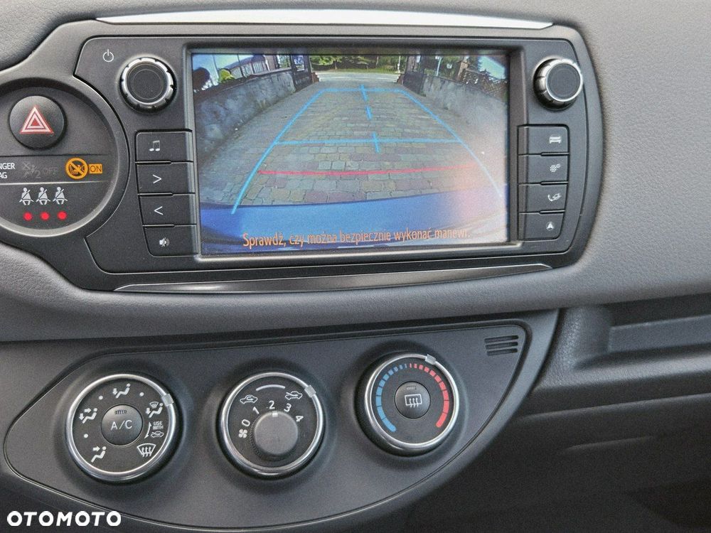 Toyota Yaris 1.33 Premium - 15