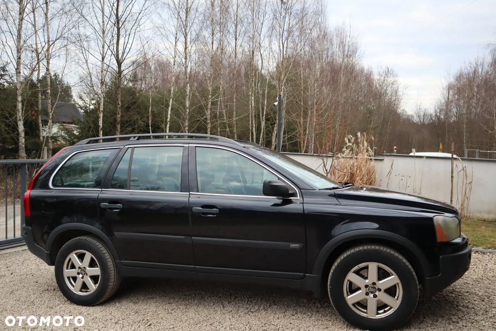 Volvo XC 90 2.4D Momentum - 1