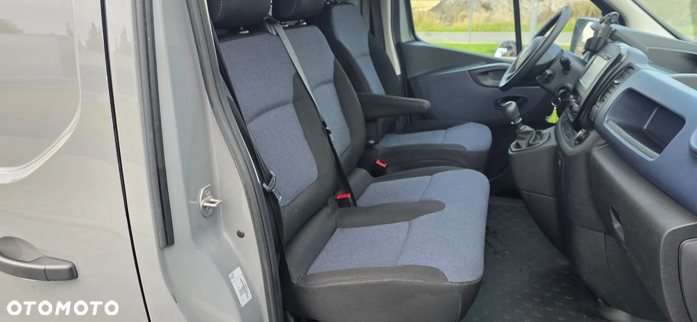 Opel Vivaro - 28