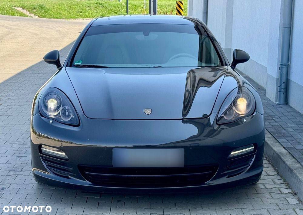 Porsche Panamera 4S PDK - 14