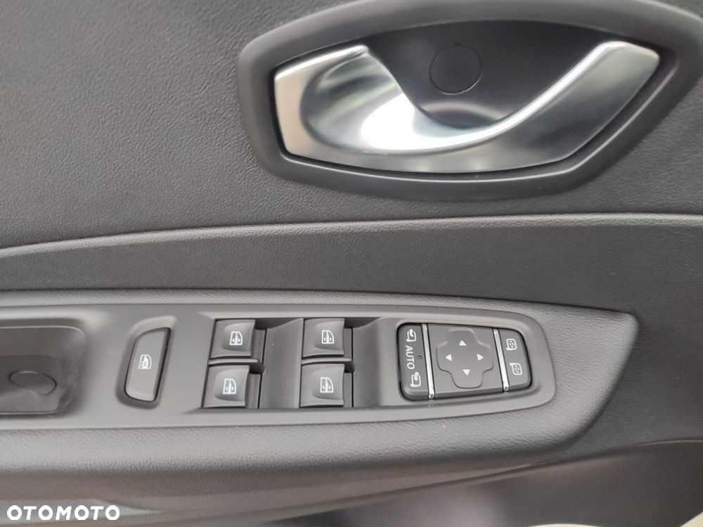 Renault Captur - 6