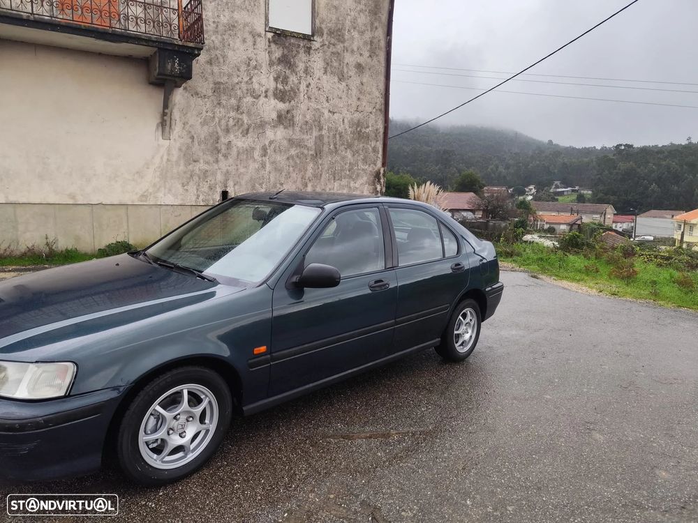 Honda Civic 1.5i - 2