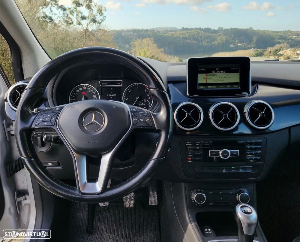 Mercedes-Benz B 200 CDI BlueEFFICIENCY EDITION 1 - 4