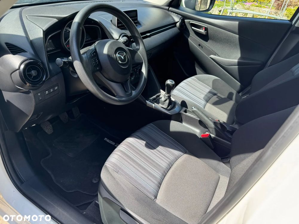 Mazda 2 - 14