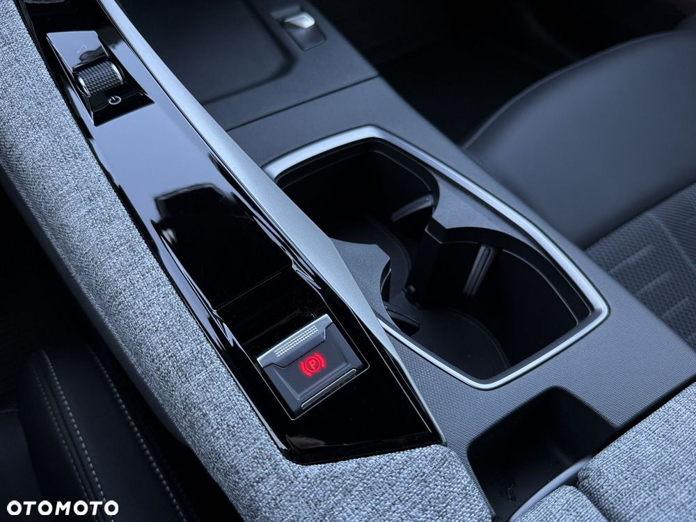 Peugeot 5008 - 21