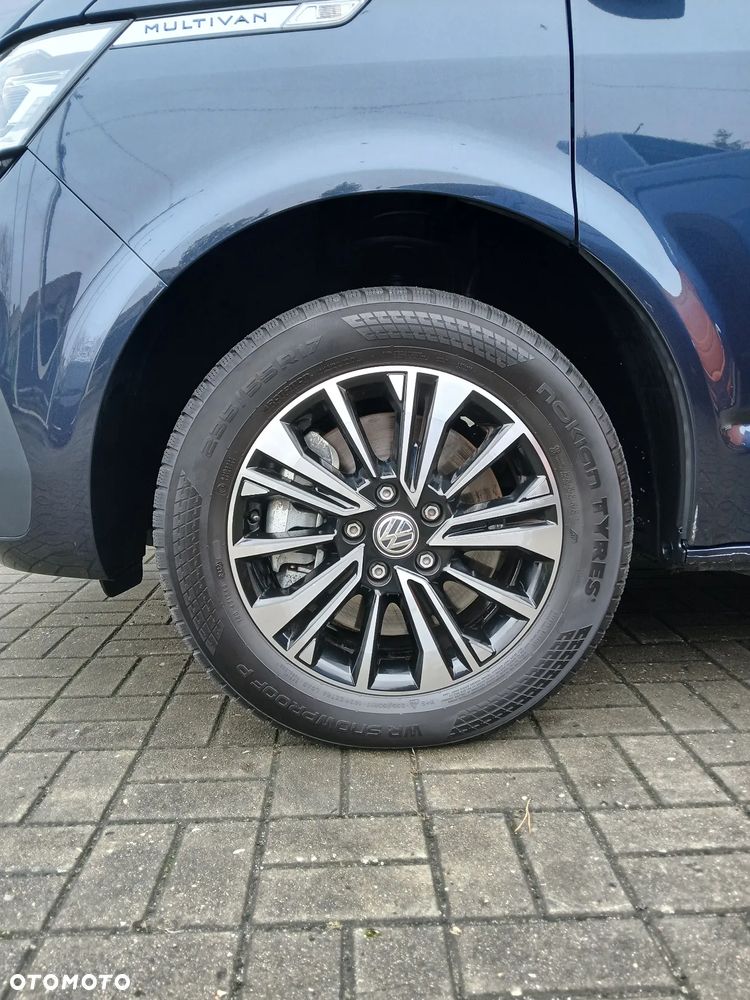 Volkswagen Multivan - 34
