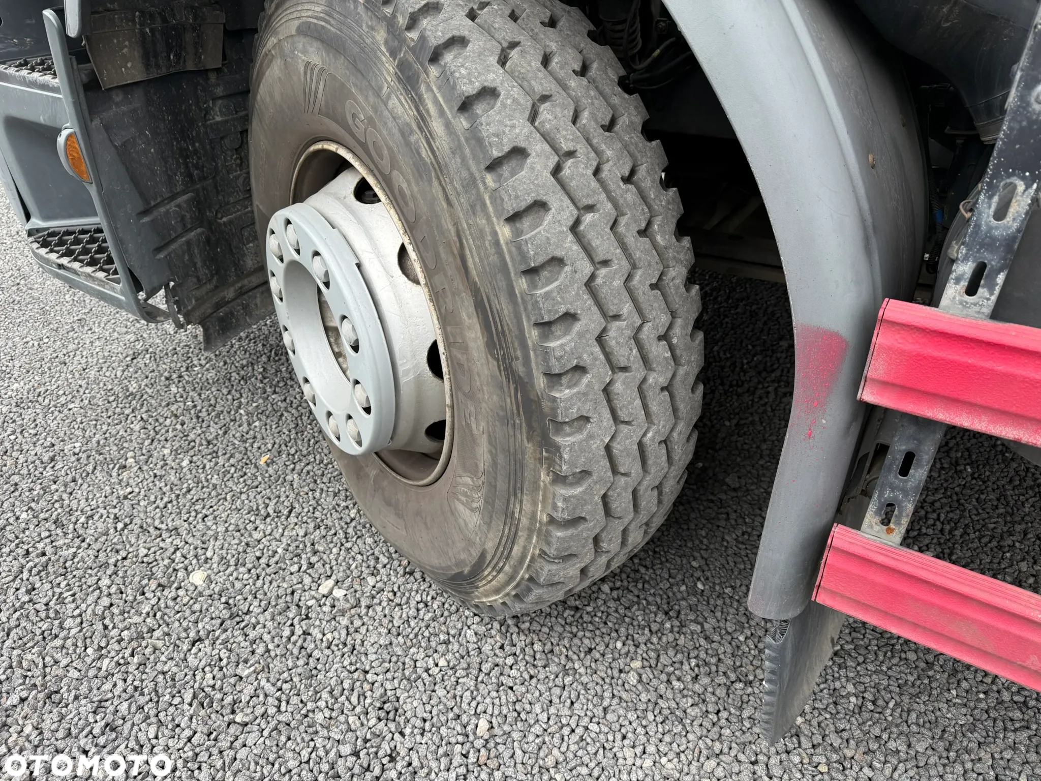 Renault Premium P370.19 - 12