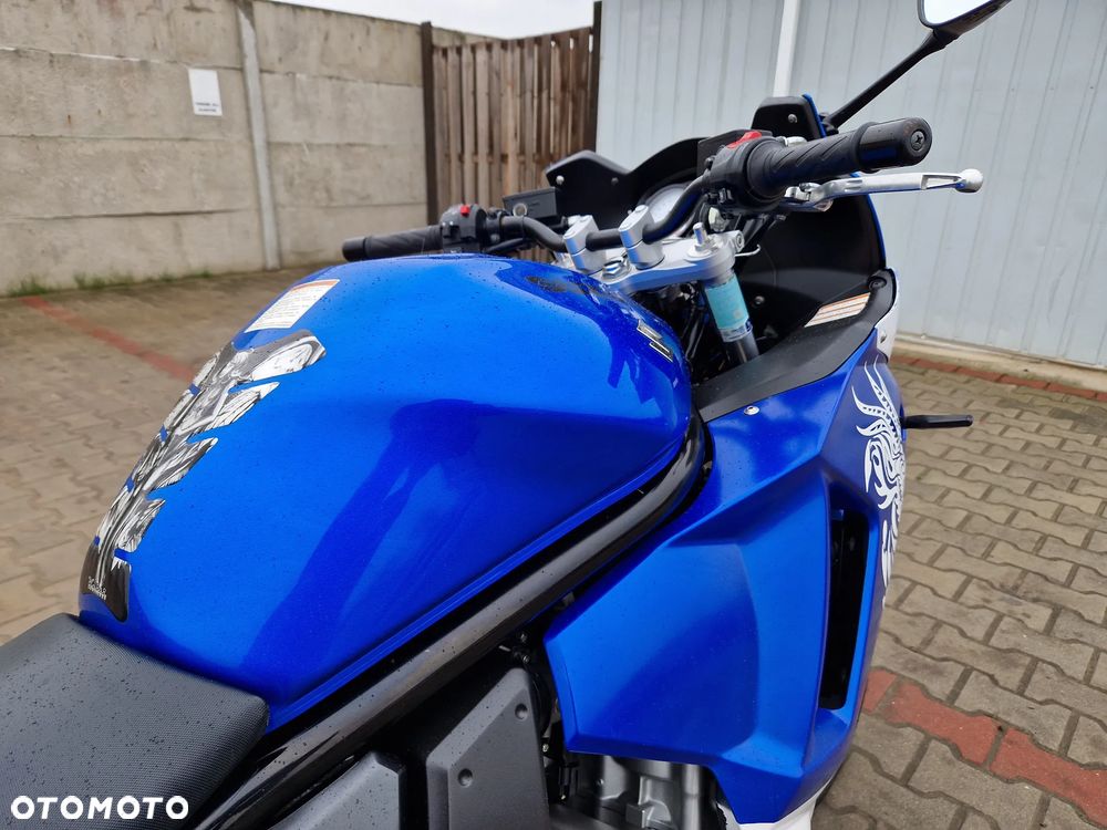 Suzuki GSX - 34