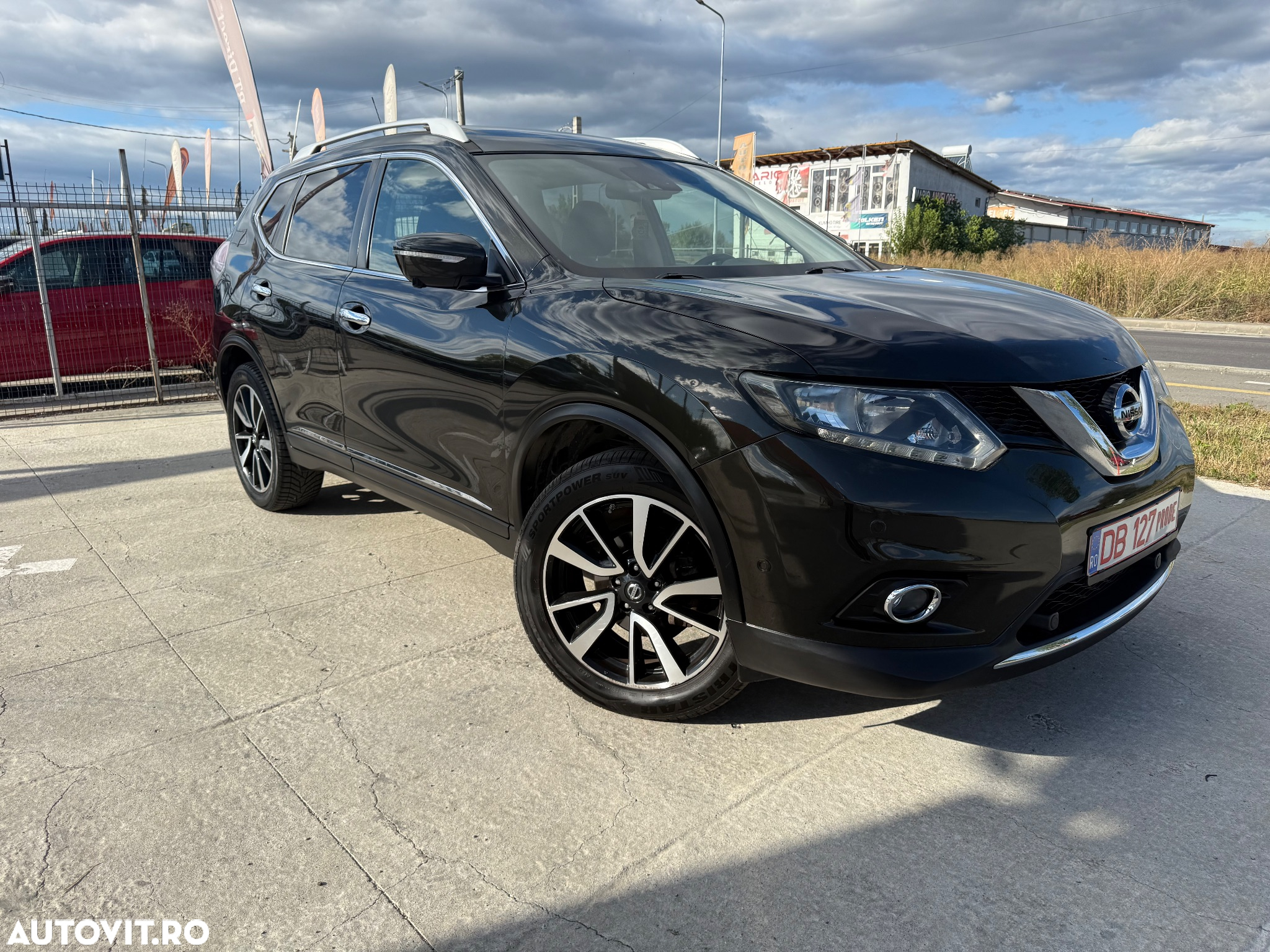 Nissan X-Trail 1.6L dCI Start/Stop 4x4-i Tekna - 2