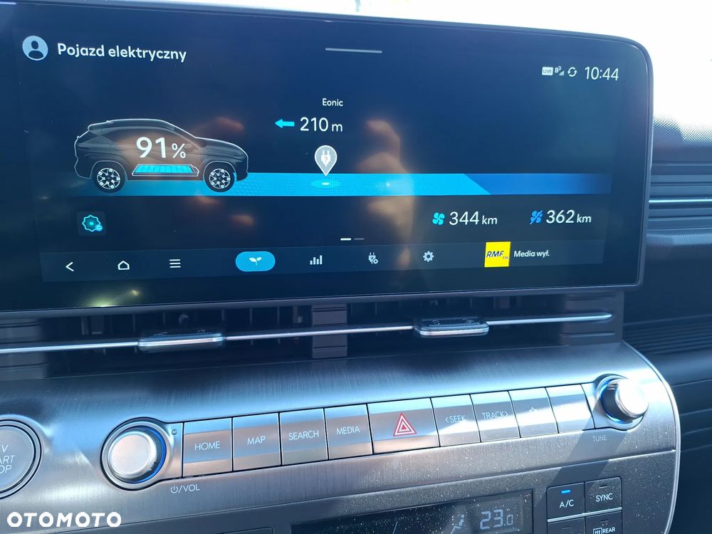 Hyundai Kona 65kWh Executive - 25