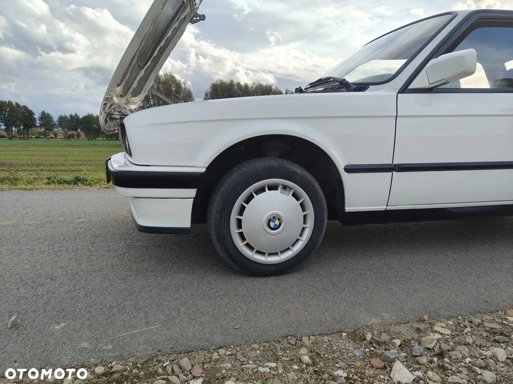 BMW Seria 3 316i - 15