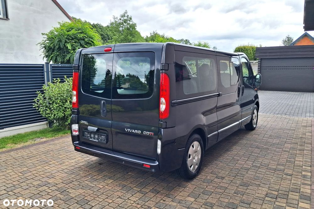 Opel Vivaro L2H1 2.9t Essentia - 2