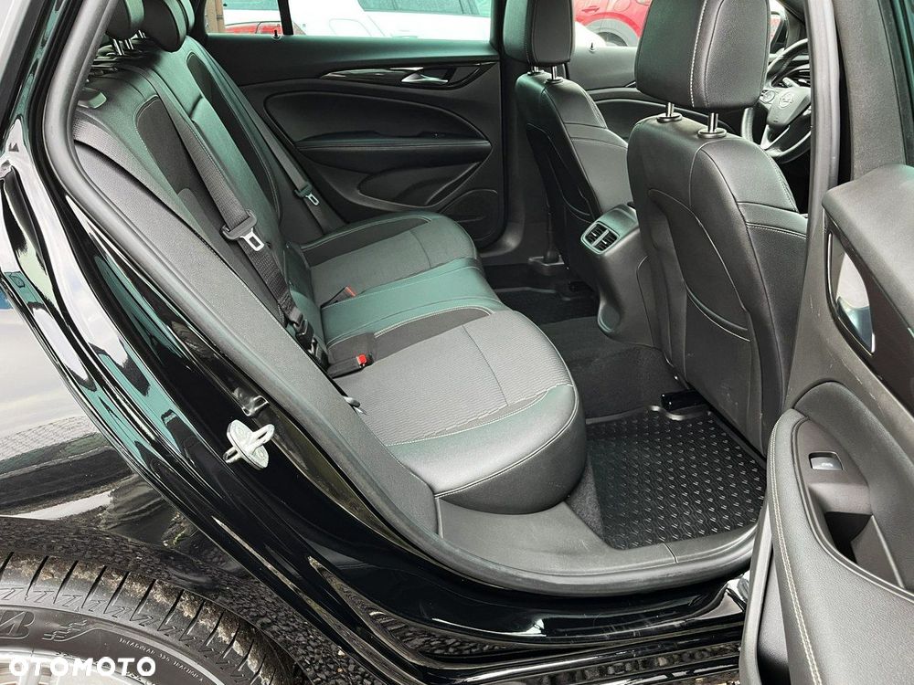 Opel Insignia 2.0 CDTI Elegance S&S - 33