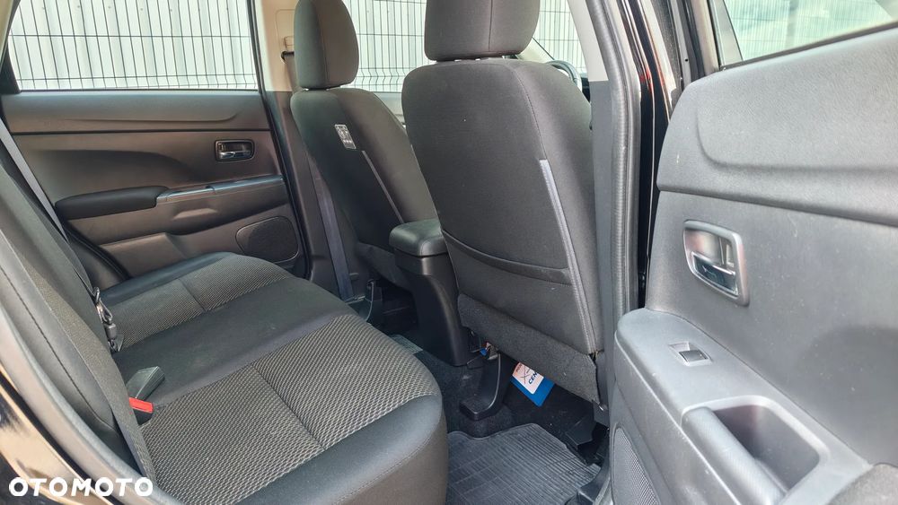 Mitsubishi ASX 1.6 Invite - 32