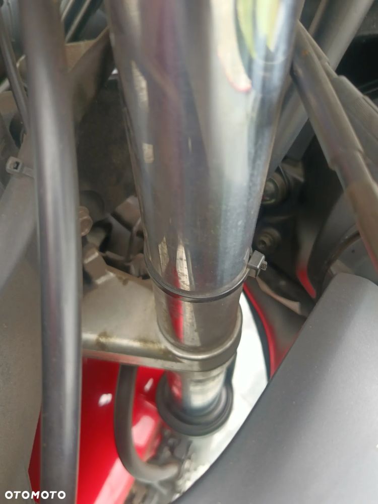 Yamaha R6 - 5