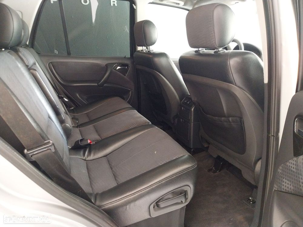 Mercedes-Benz ML 270 - 8