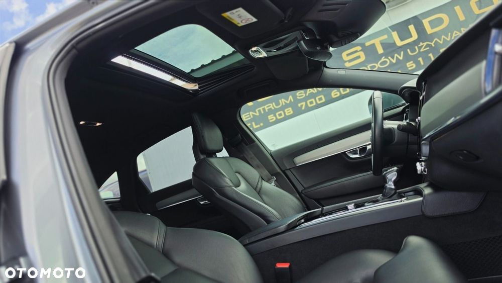 Volvo S90 - 11