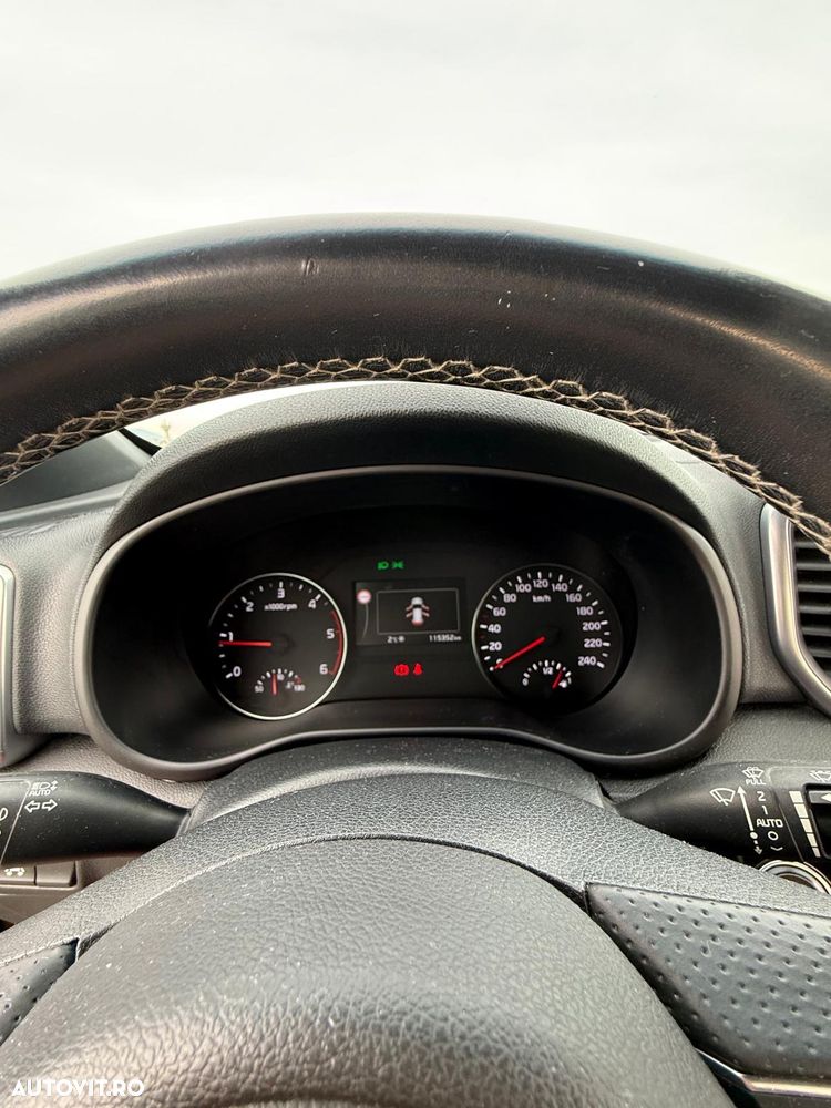 Kia Sportage - 7