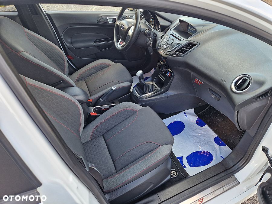 Ford Fiesta 1.0 EcoBoost S&S ST-LINE - 9