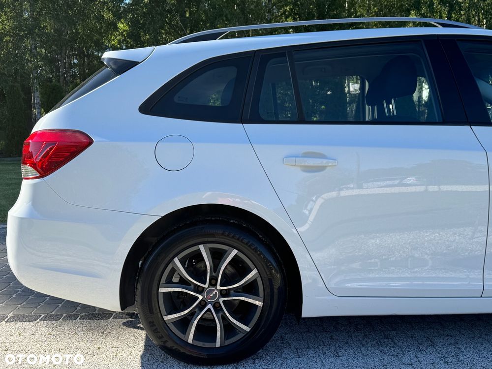 Chevrolet Cruze 1.8 LTZ - 24