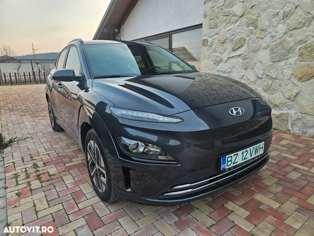 Hyundai KONA - 1