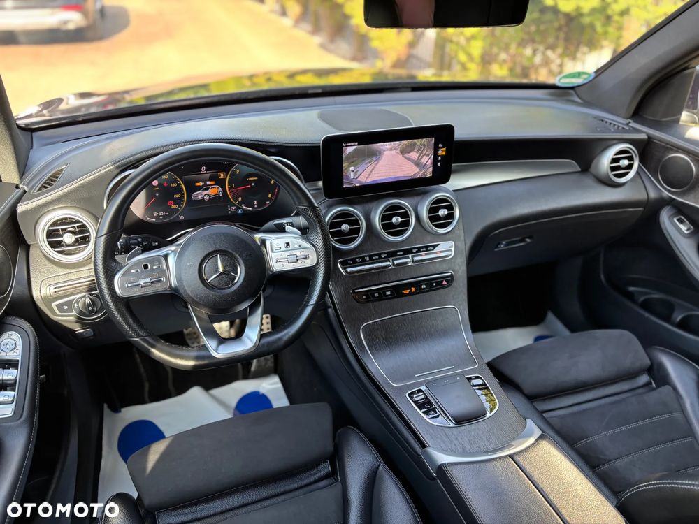 Mercedes-Benz GLC 200 d 4Matic 9G-TRONIC AMG Line - 21