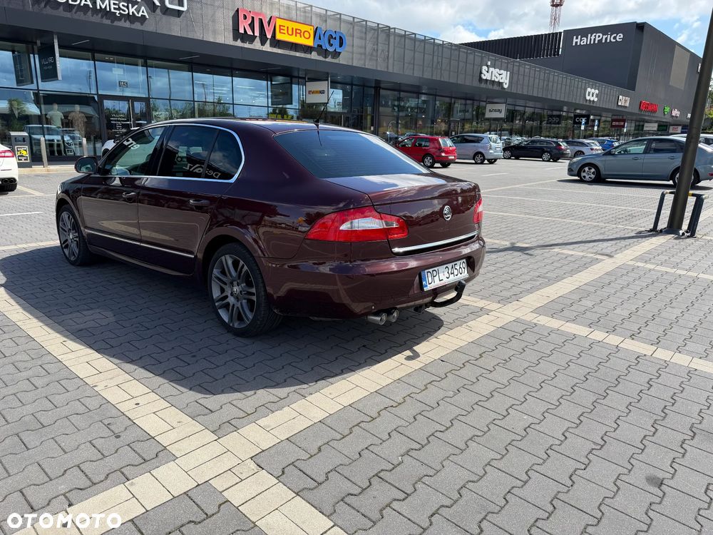 Skoda Superb 2.0 TDI Elegance - 13