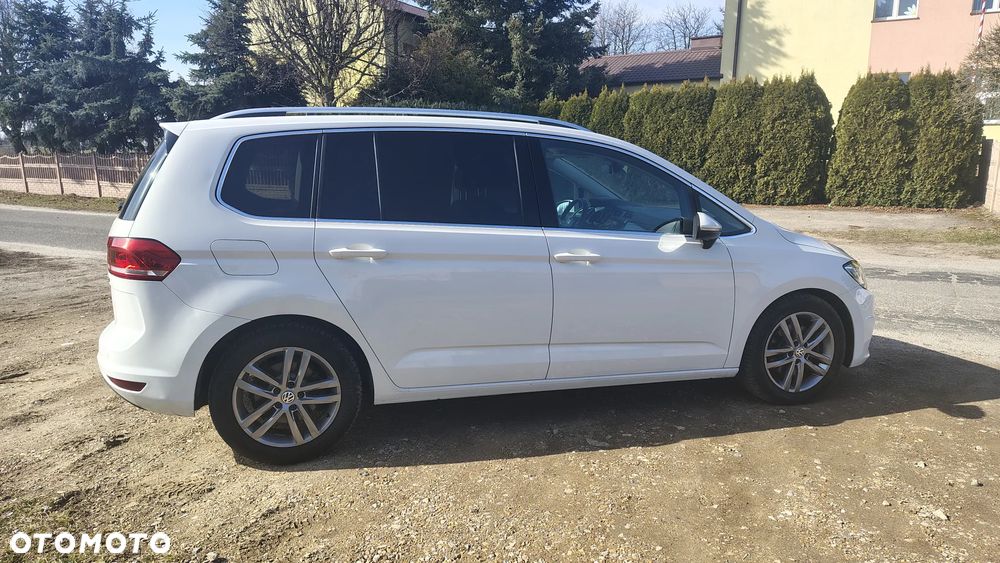 Volkswagen Touran - 3