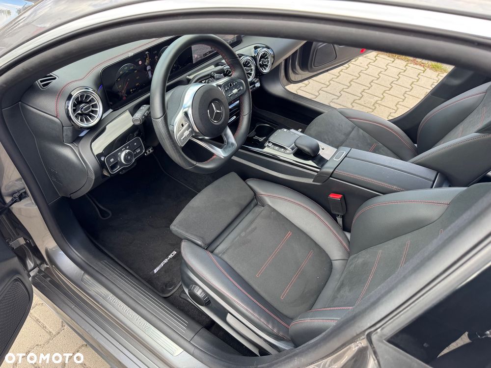 Mercedes-Benz CLA 200 Shooting Brake 7G-DCT Edition AMG Line - 24