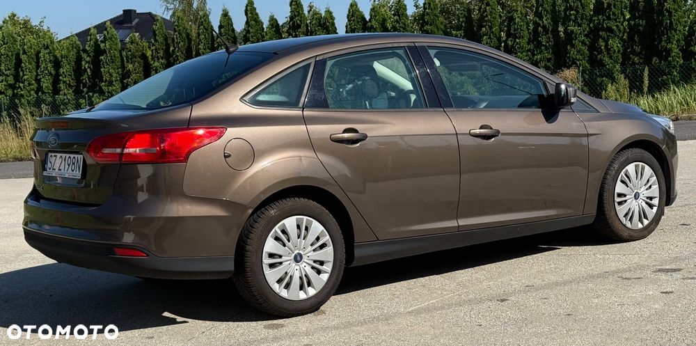 Ford Focus 1.6 Trend - 10