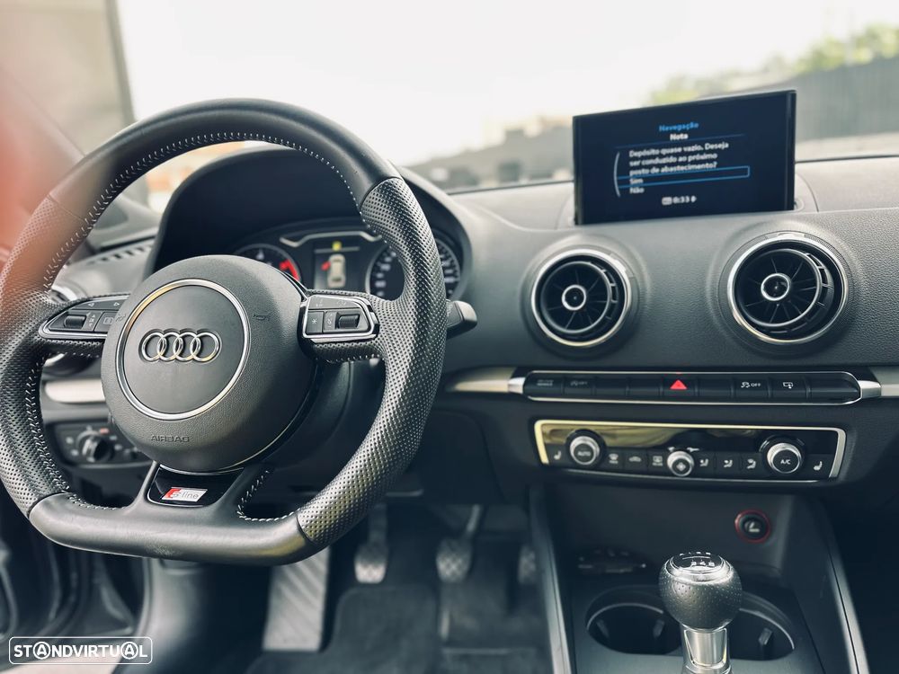 Audi A3 Sportback 2.0 TDI S line Sport Pack - 25