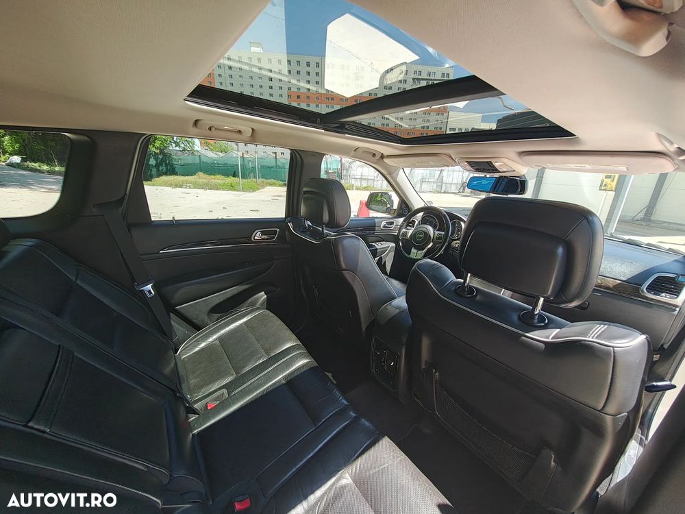 Jeep Grand Cherokee - 14