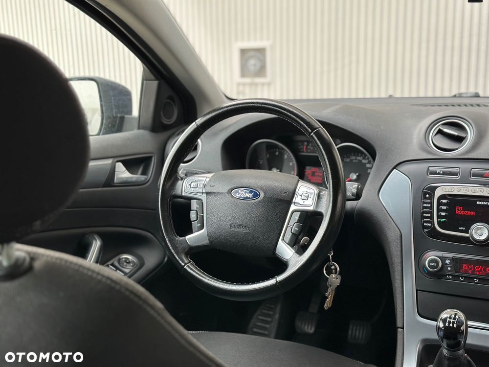 Ford Mondeo 1.6 Titanium - 18